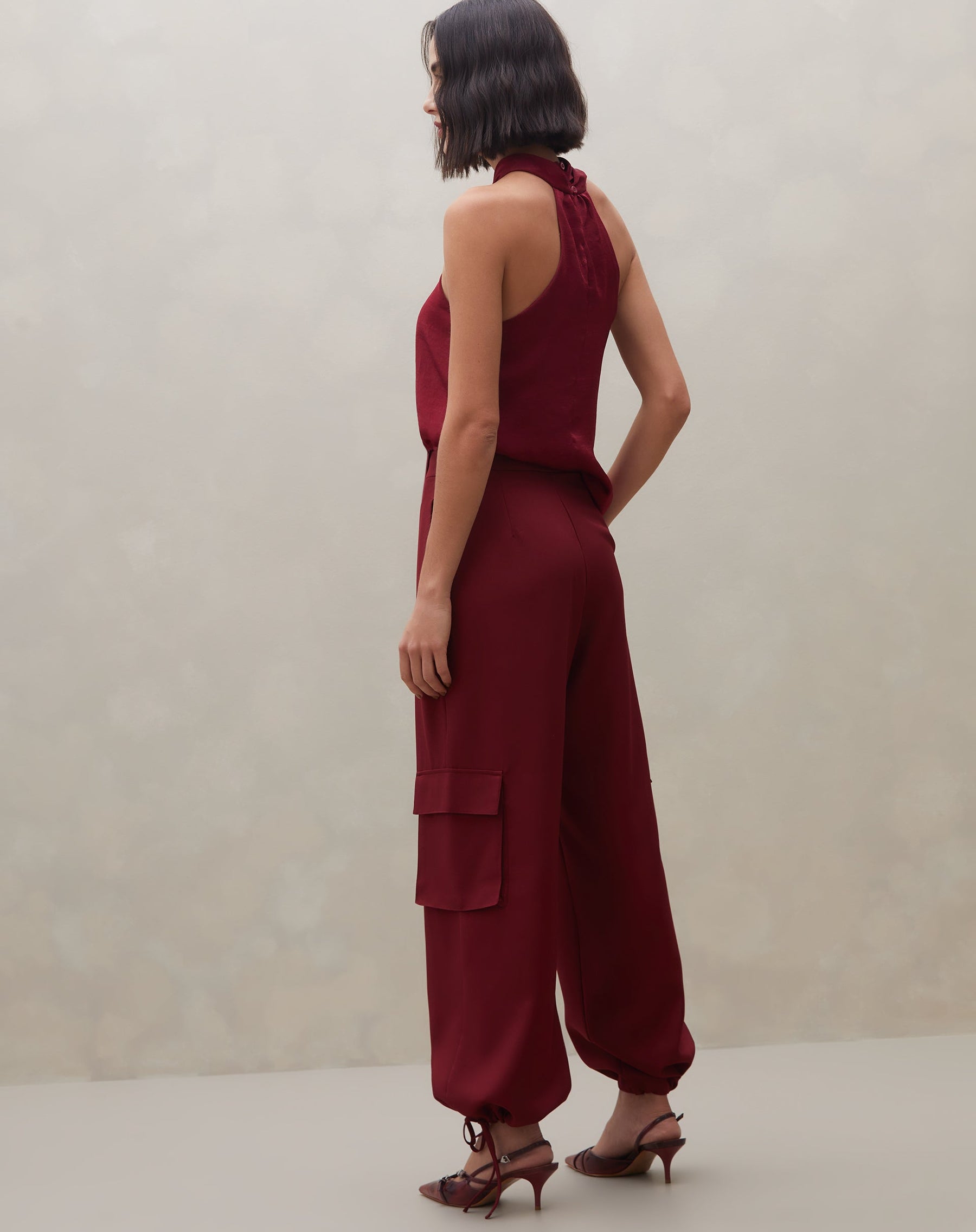 Calça Cargo com Amarração no Tornozelo - Vinho