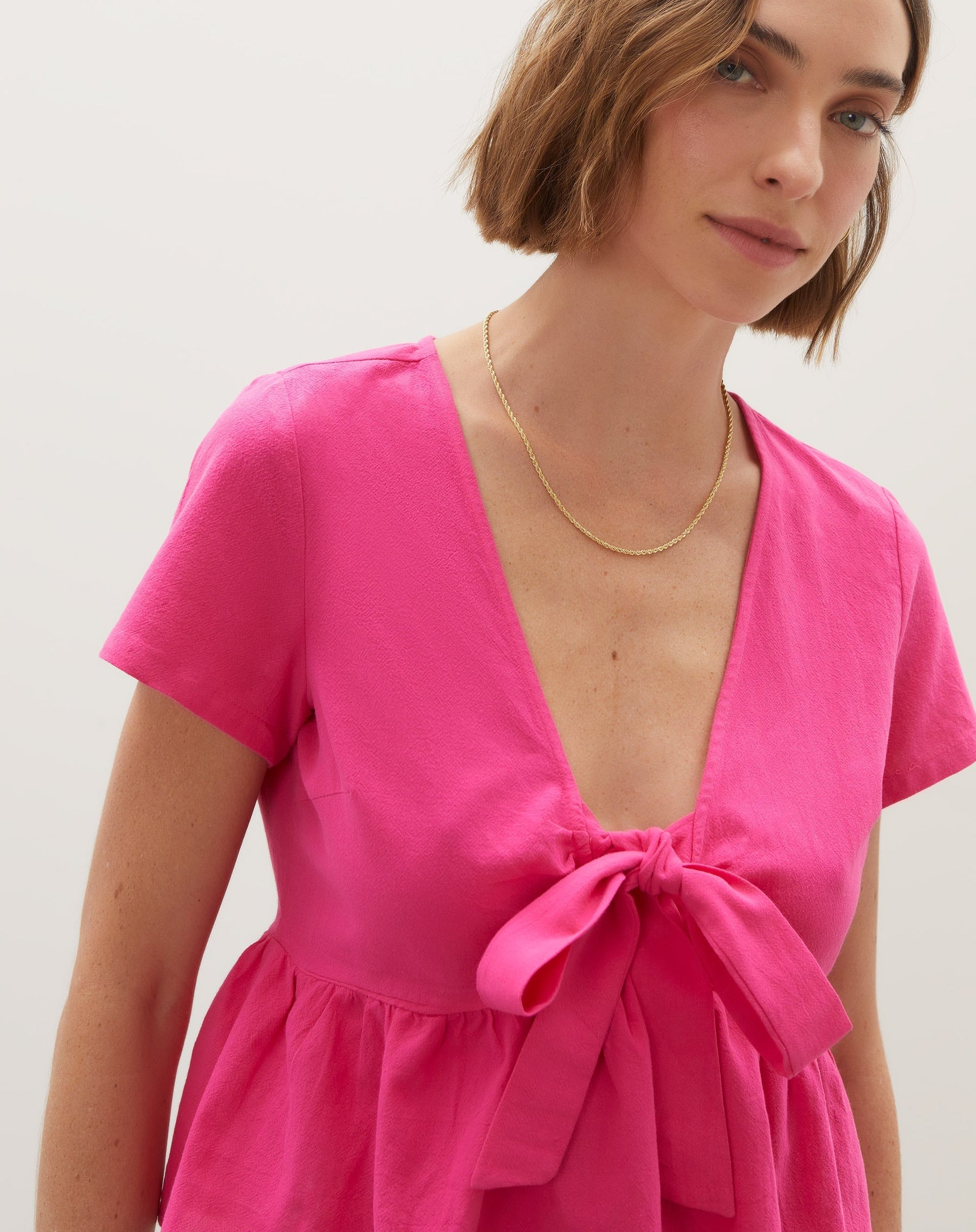 Blusa Manga Curta com Amarração no Decote - Pink