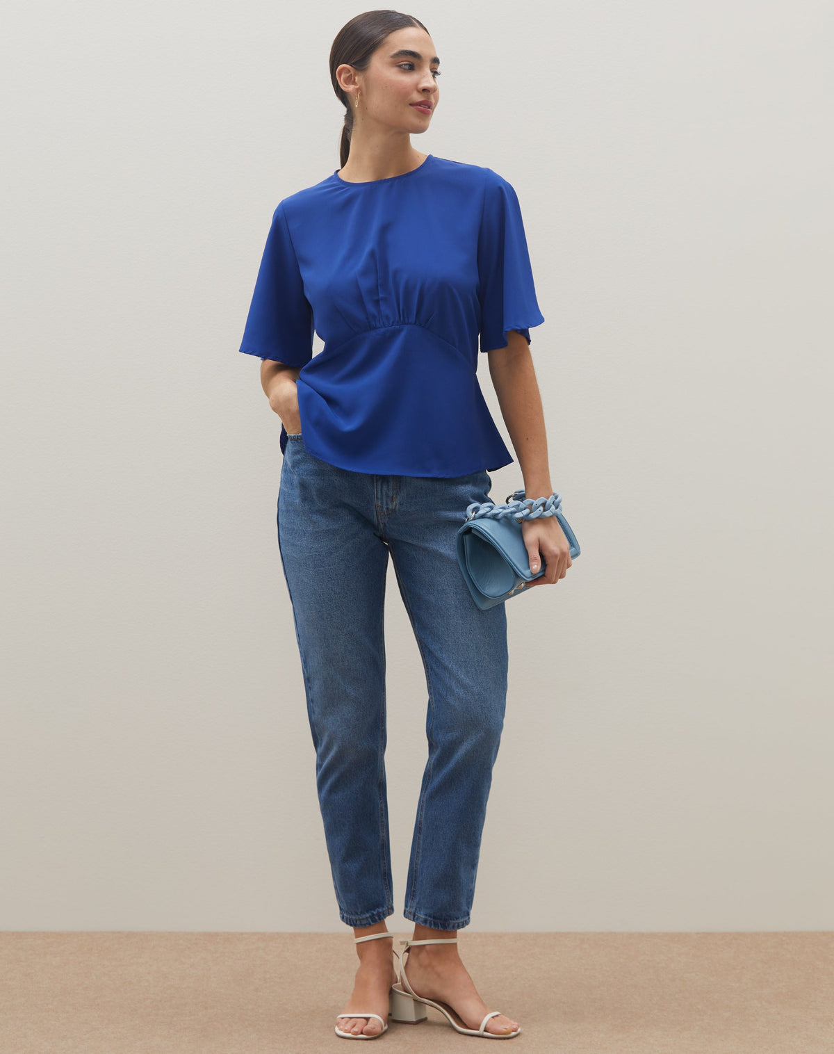 Blusa Manga Curta Recorte Costas - Azul